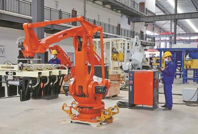 襄陽產(chǎn)工業(yè)機器人 走俏“一帶一路” 技術推廣