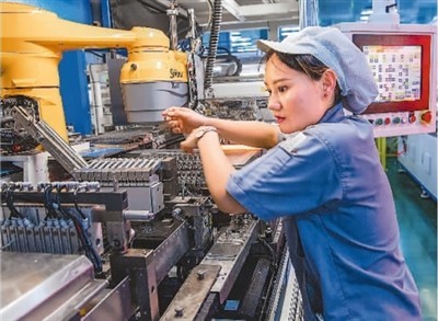 人工智能應(yīng)用軟件開發(fā) 助力工業(yè)企業(yè)復(fù)工復(fù)產(chǎn)的有序推進(jìn)